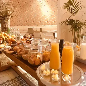 vizitați hotelul